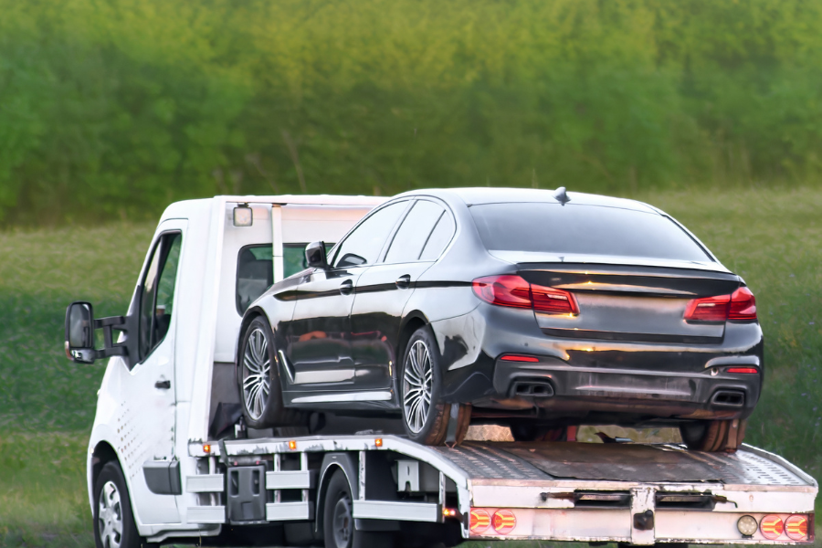 Who Offers 24/7 Car Towing in La Puente, CA?