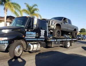 Comprehensive Truck Towing Services